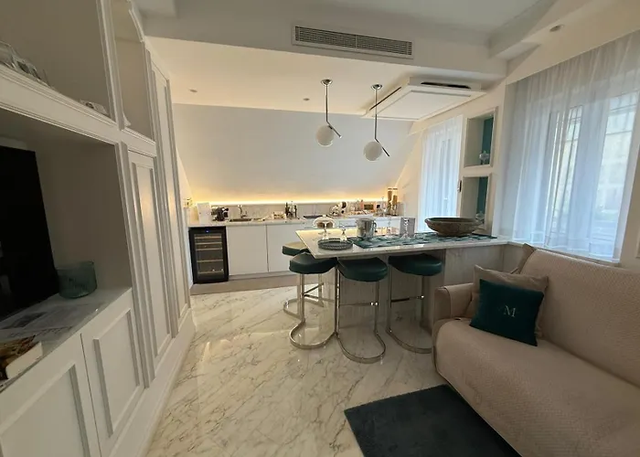 Апартаменти Maison Lady Claudia Luxury