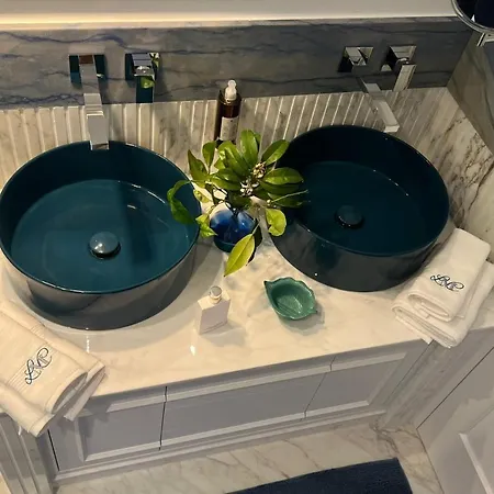 Maison Lady Claudia Luxury Apartment