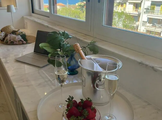 Maison Lady Claudia Luxury