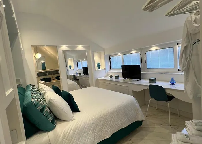 Apartment Maison Lady Claudia Luxury Sorrent